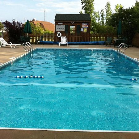 Americas Best Value Inn Plattsburgh Facilities photo