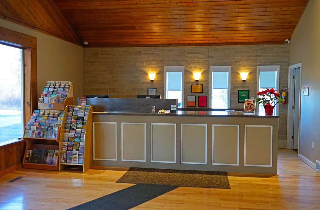Americas Best Value Inn Plattsburgh Interior photo